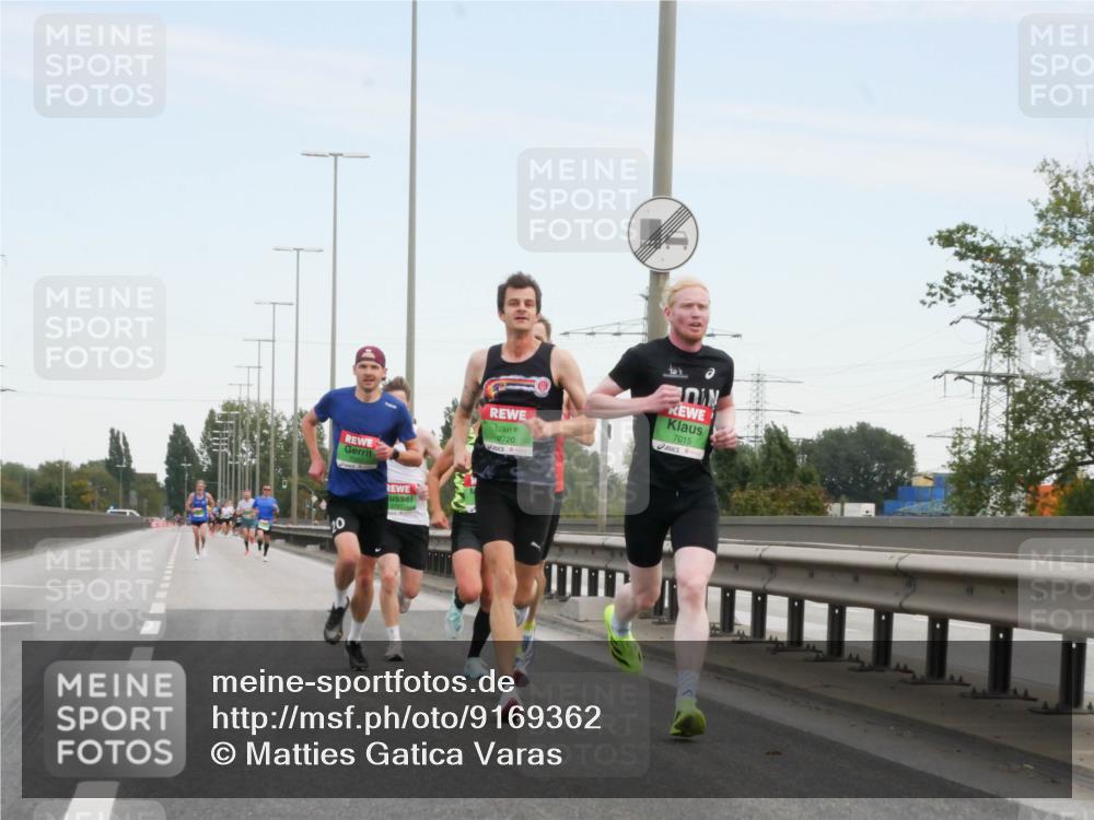 03.10.2025 - Köhlbrandbrückenlauf Matties Gatica Varas http://msf.ph/oto/9169362 03.10.2025 15:11:38 Position 3 9720, 7015 meine-sportfotos.de