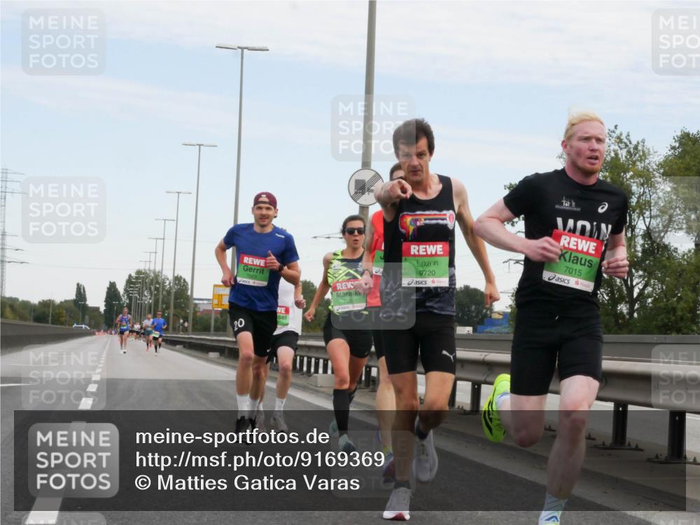 03.10.2025 - Köhlbrandbrückenlauf Matties Gatica Varas http://msf.ph/oto/9169369 03.10.2025 15:11:39 Position 3 7034, 9720, 7015, 20 meine-sportfotos.de