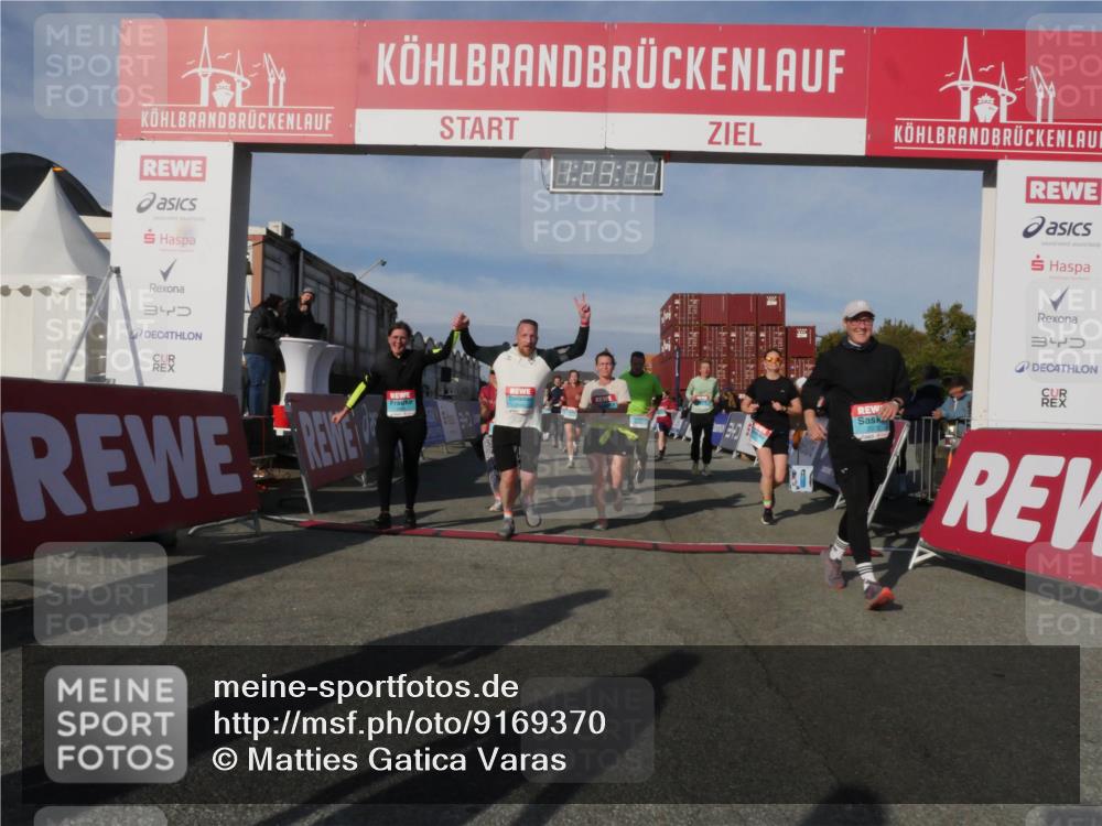 03.10.2025 - Köhlbrandbrückenlauf Matties Gatica Varas http://msf.ph/oto/9169370 03.10.2025 10:23:16 Ziel 1263, 1707, 1723, 1751, 1777, 1954, 2125, 2141, 2167, 2188, 2690, 2783, 2829, 2840, 2842, 3029, 3109, 3147, 3221, 3222, 3480 meine-sportfotos.de