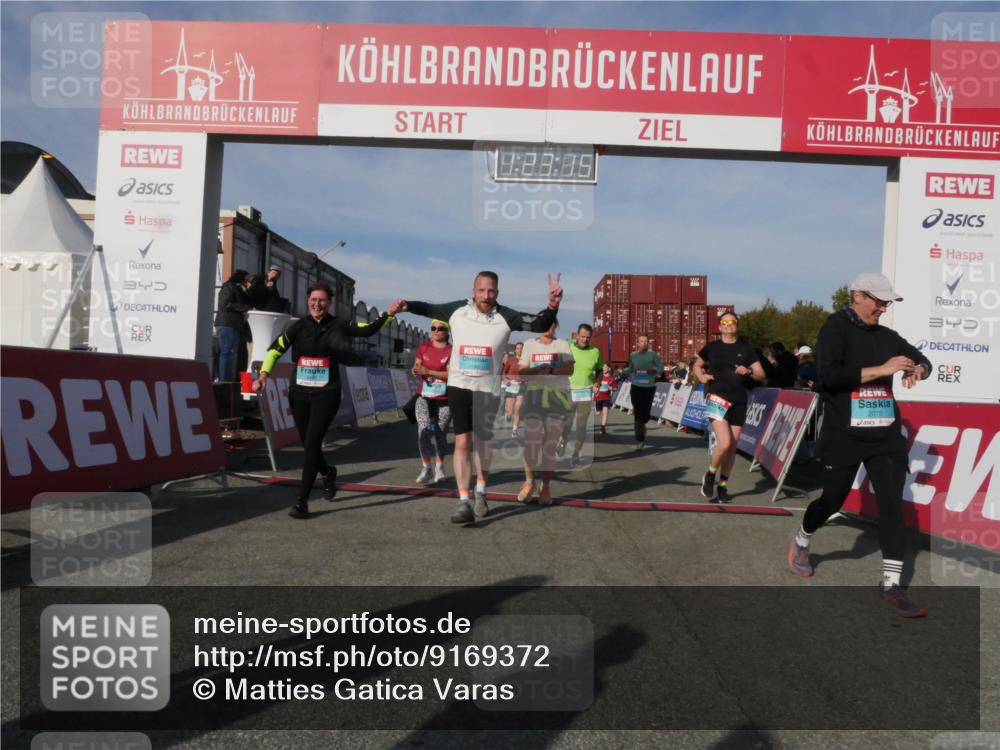 03.10.2025 - Köhlbrandbrückenlauf Matties Gatica Varas http://msf.ph/oto/9169372 03.10.2025 10:23:17 Ziel 1263, 1629, 1707, 1723, 1777, 1827, 1954, 2125, 2139, 2141, 2167, 2188, 2783, 2829, 2840, 2842, 3029, 3109, 3147, 3221 meine-sportfotos.de
