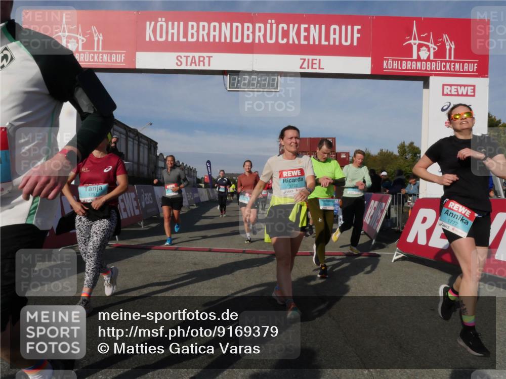 03.10.2025 - Köhlbrandbrückenlauf Matties Gatica Varas http://msf.ph/oto/9169379 03.10.2025 10:23:18 Ziel 1263, 1629, 1707, 1723, 1827, 1954, 2125, 2139, 2141, 2167, 2188, 2783, 2829, 2840, 2842, 3029, 3147, 3221 meine-sportfotos.de
