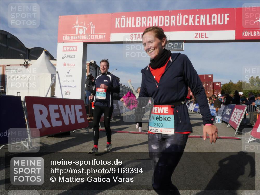 03.10.2025 - Köhlbrandbrückenlauf Matties Gatica Varas http://msf.ph/oto/9169394 03.10.2025 10:23:23 Ziel 1629, 1723, 1827, 1954, 2139, 2683, 2684, 2740, 2783, 2810, 2829, 2840, 2842, 3029, 3221 meine-sportfotos.de