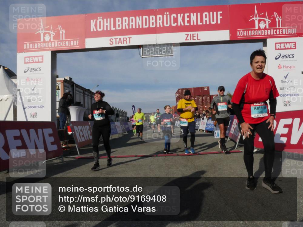 03.10.2025 - Köhlbrandbrückenlauf Matties Gatica Varas http://msf.ph/oto/9169408 03.10.2025 10:23:26 Ziel 1482, 1597, 1629, 1827, 1875, 2139, 2637, 2683, 2684, 2740, 2783, 2784, 2810, 2840, 2842, 3170, 3221 meine-sportfotos.de