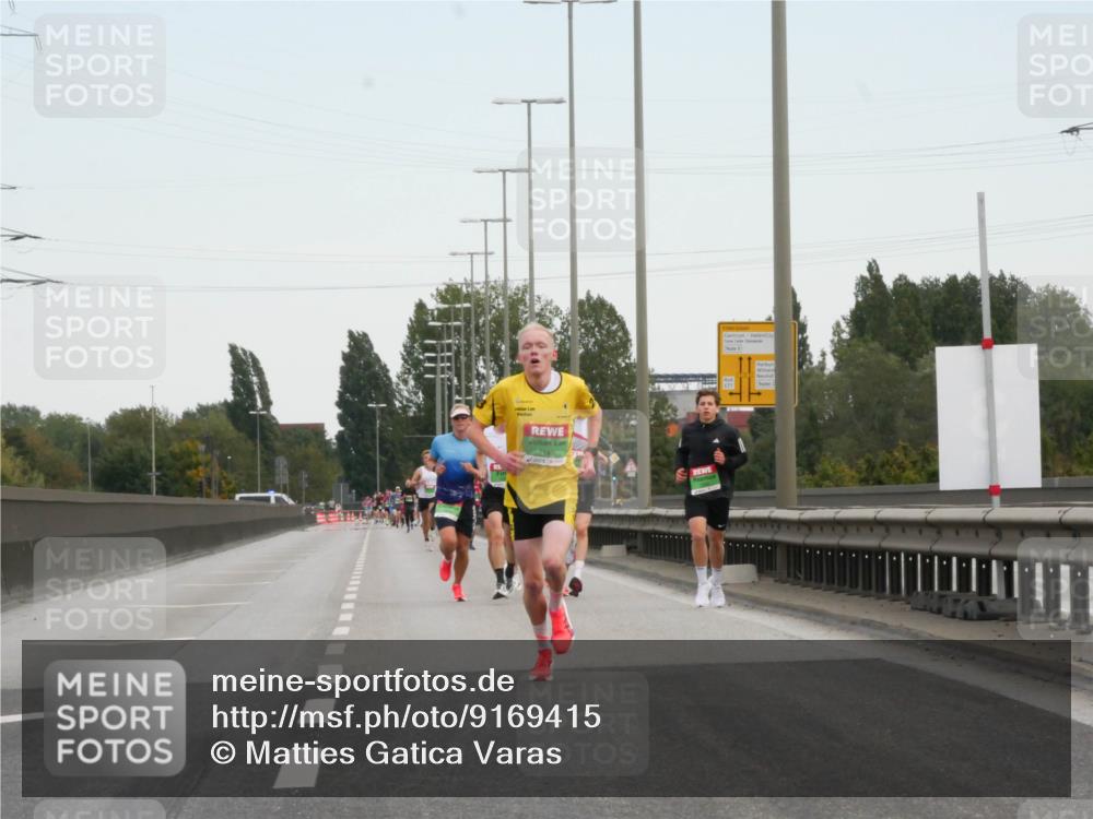 03.10.2025 - Köhlbrandbrückenlauf Matties Gatica Varas http://msf.ph/oto/9169415 03.10.2025 15:12:07 Position 3 7140 meine-sportfotos.de