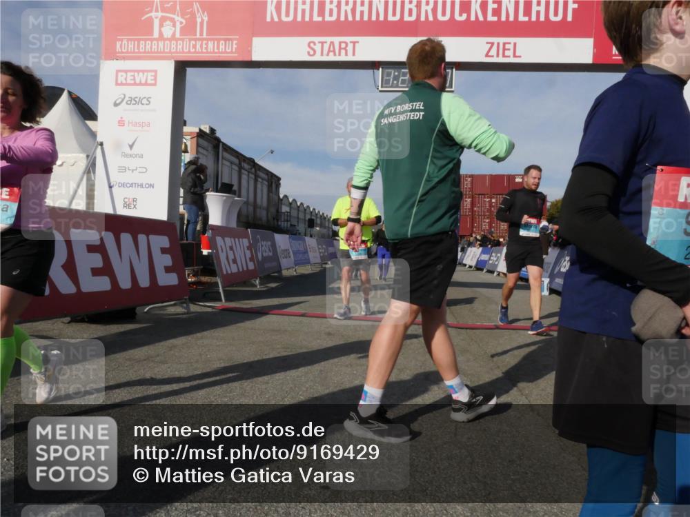 03.10.2025 - Köhlbrandbrückenlauf Matties Gatica Varas http://msf.ph/oto/9169429 03.10.2025 10:23:32 Ziel 1128, 1482, 1597, 1875, 1937, 1978, 2229, 2315, 2637, 2683, 2684, 2740, 2784, 2810, 3170 meine-sportfotos.de