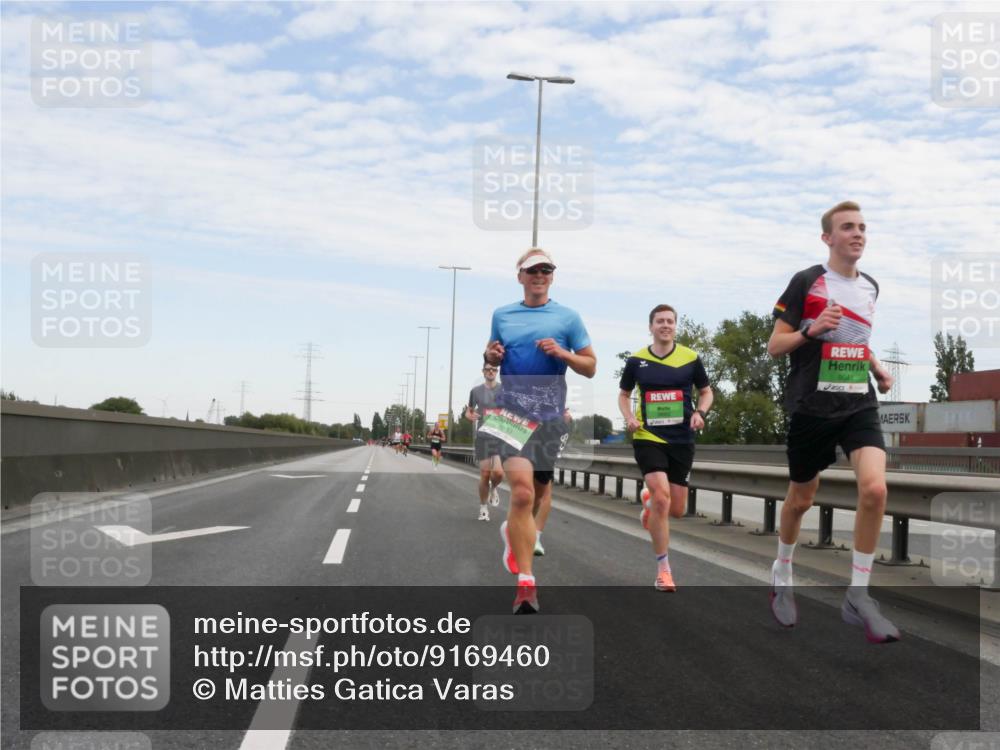 03.10.2025 - Köhlbrandbrückenlauf Matties Gatica Varas http://msf.ph/oto/9169460 03.10.2025 15:12:19 Position 3 7033, 98, 9041 meine-sportfotos.de