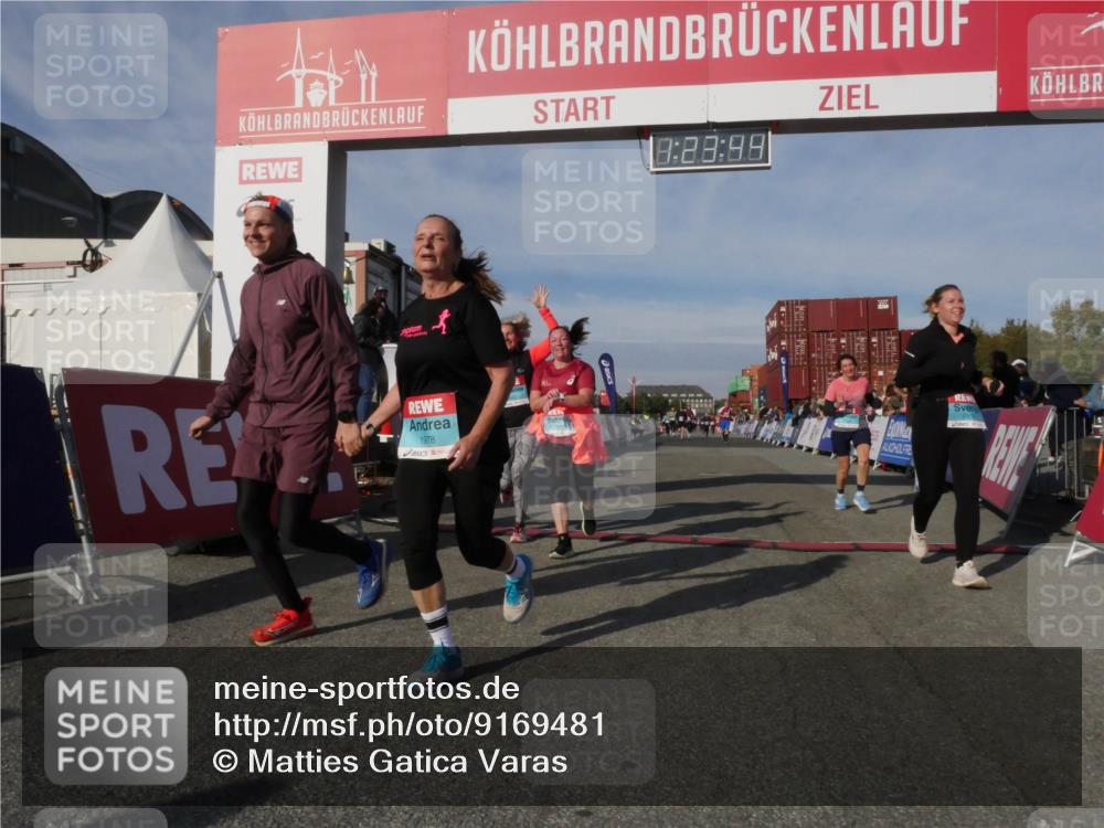 03.10.2025 - Köhlbrandbrückenlauf Matties Gatica Varas http://msf.ph/oto/9169481 03.10.2025 10:23:45 Ziel 1825, 2008, 2152, 2303, 2782, 3088, 3422, 3423 meine-sportfotos.de