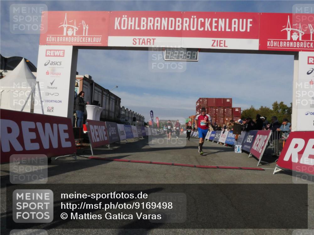 03.10.2025 - Köhlbrandbrückenlauf Matties Gatica Varas http://msf.ph/oto/9169498 03.10.2025 10:23:53 Ziel 1001, 1160, 1545, 1571, 1825, 2310, 2782, 3088 meine-sportfotos.de