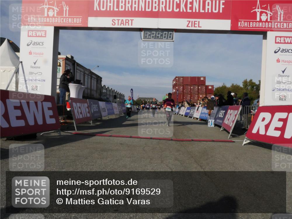 03.10.2025 - Köhlbrandbrückenlauf Matties Gatica Varas http://msf.ph/oto/9169529 03.10.2025 10:24:01 Ziel 1001, 1147, 1545, 1571, 1853, 1855, 1994, 2078, 2140, 3803 meine-sportfotos.de