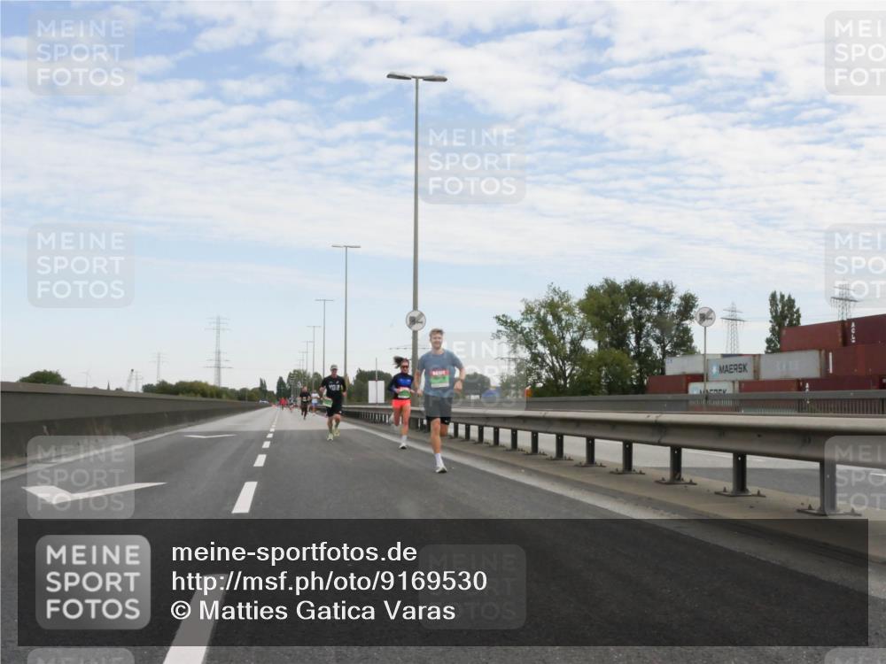 03.10.2025 - Köhlbrandbrückenlauf Matties Gatica Varas http://msf.ph/oto/9169530 03.10.2025 15:12:50 Position 3  meine-sportfotos.de