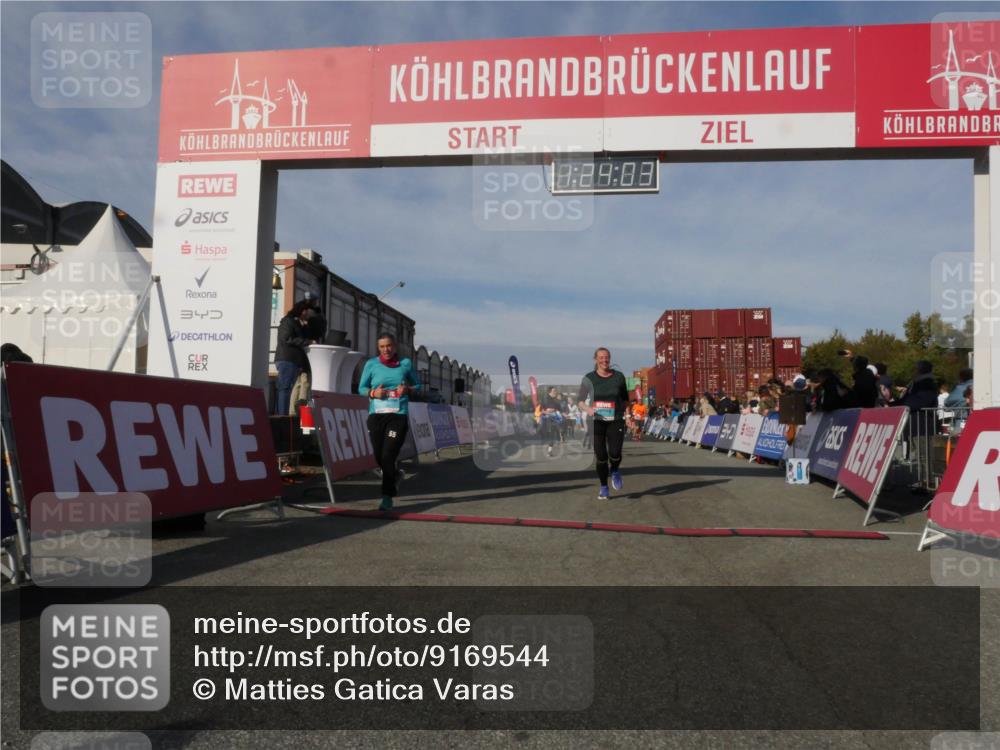 03.10.2025 - Köhlbrandbrückenlauf Matties Gatica Varas http://msf.ph/oto/9169544 03.10.2025 10:24:05 Ziel 1147, 1545, 1571, 1853, 1855, 1994, 2078, 2103, 2140, 2351, 2371, 2971, 3675, 3677, 3803, 3810 meine-sportfotos.de