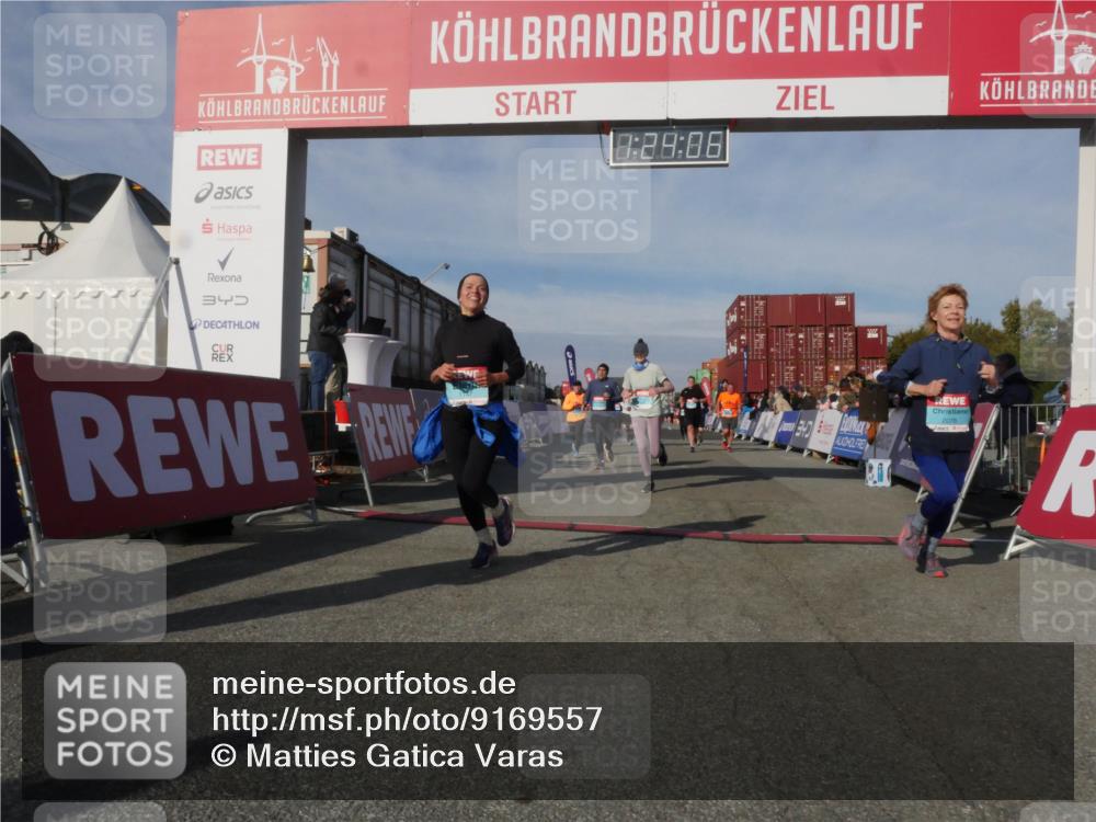 03.10.2025 - Köhlbrandbrückenlauf Matties Gatica Varas http://msf.ph/oto/9169557 03.10.2025 10:24:08 Ziel 1853, 1855, 1994, 2078, 2103, 2140, 2351, 2371, 2971, 3675, 3677, 3803, 3810 meine-sportfotos.de