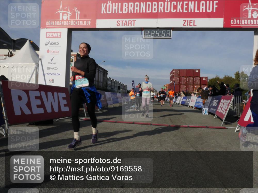 03.10.2025 - Köhlbrandbrückenlauf Matties Gatica Varas http://msf.ph/oto/9169558 03.10.2025 10:24:09 Ziel 1853, 1855, 1994, 2103, 2140, 2351, 2371, 2971, 3675, 3677, 3803, 3810 meine-sportfotos.de