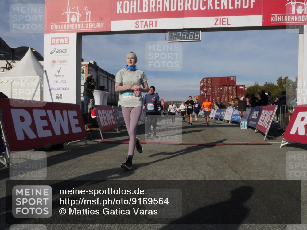 03.10.2025 - Köhlbrandbrückenlauf Matties Gatica Varas http://msf.ph/oto/9169564 03.10.2025 10:24:10 Ziel 1853, 1855, 1994, 2103, 2140, 2351, 2371, 2971, 3675, 3677, 3810 meine-sportfotos.de