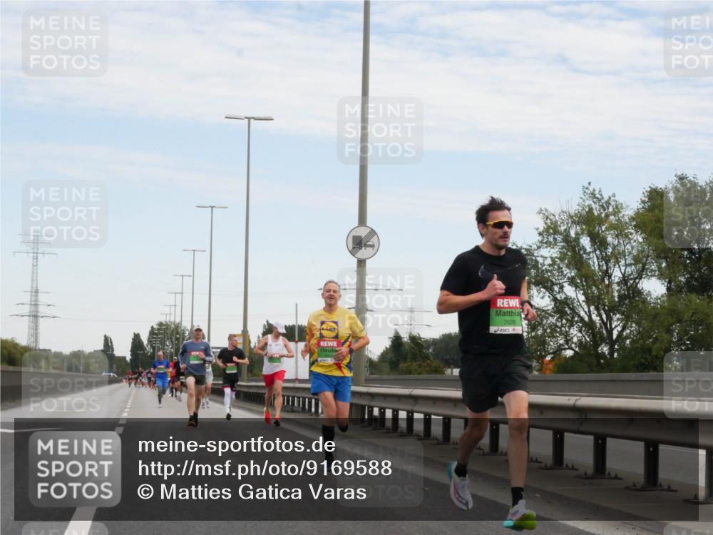 03.10.2025 - Köhlbrandbrückenlauf Matties Gatica Varas http://msf.ph/oto/9169588 03.10.2025 15:13:08 Position 3 7026 meine-sportfotos.de
