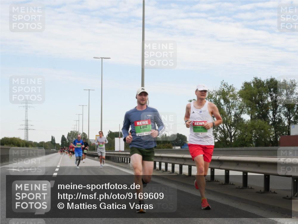 03.10.2025 - Köhlbrandbrückenlauf Matties Gatica Varas http://msf.ph/oto/9169609 03.10.2025 15:13:13 Position 3 7197, 7054 meine-sportfotos.de