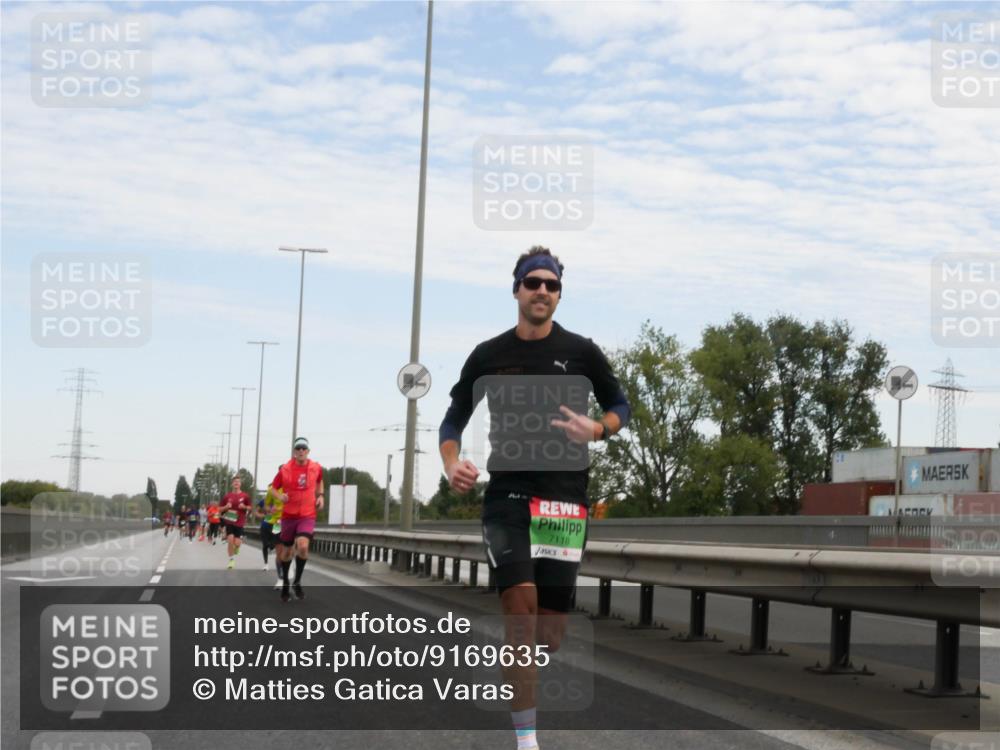 03.10.2025 - Köhlbrandbrückenlauf Matties Gatica Varas http://msf.ph/oto/9169635 03.10.2025 15:13:22 Position 3 7118 meine-sportfotos.de