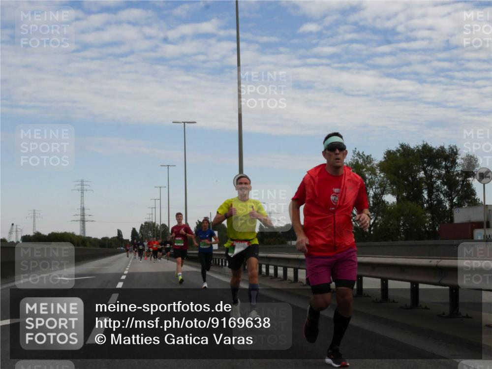 03.10.2025 - Köhlbrandbrückenlauf Matties Gatica Varas http://msf.ph/oto/9169638 03.10.2025 15:13:25 Position 3  meine-sportfotos.de