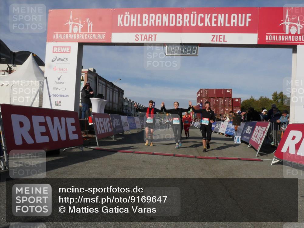 03.10.2025 - Köhlbrandbrückenlauf Matties Gatica Varas http://msf.ph/oto/9169647 03.10.2025 10:24:31 Ziel 1433, 1440, 1717, 1732, 1762, 1895, 2173, 2187, 2680, 3042, 3074, 3523, 3620 meine-sportfotos.de