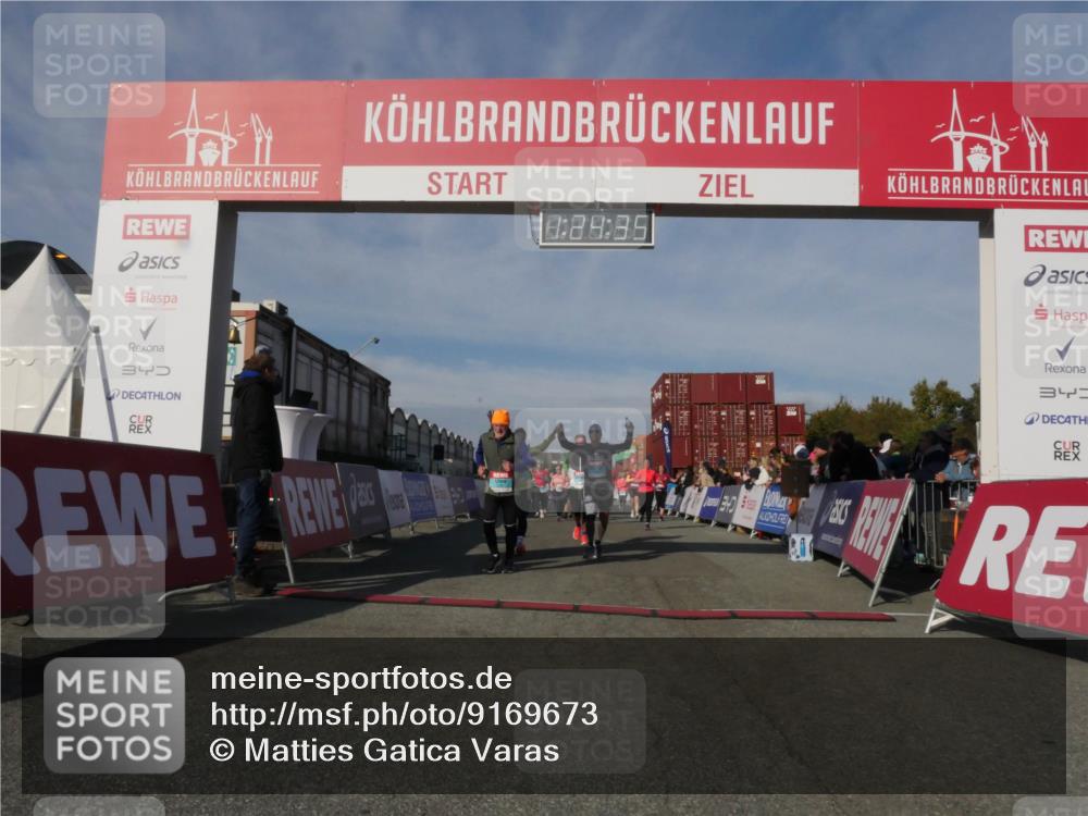 03.10.2025 - Köhlbrandbrückenlauf Matties Gatica Varas http://msf.ph/oto/9169673 03.10.2025 10:24:37 Ziel 1433, 1683, 1697, 1717, 1762, 1987, 2045, 2169, 2173, 2187, 2234, 2373, 2374, 2680, 2847, 2848, 3038, 3042, 3199, 3240, 3523, 3561, 3620, 3759 meine-sportfotos.de