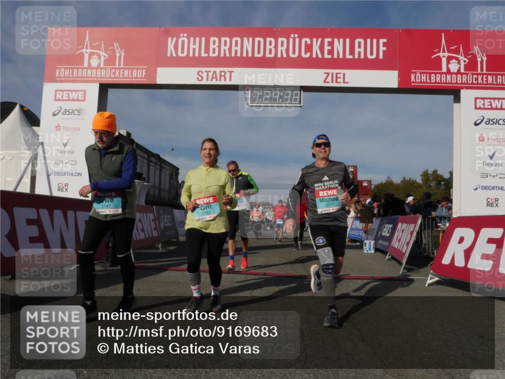 03.10.2025 - Köhlbrandbrückenlauf Matties Gatica Varas http://msf.ph/oto/9169683 03.10.2025 10:24:40 Ziel 1345, 1382, 1433, 1683, 1697, 1987, 2045, 2169, 2173, 2234, 2373, 2374, 2556, 2680, 2847, 2848, 3038, 3042, 3199, 3240, 3391, 3523, 3561, 3759 meine-sportfotos.de