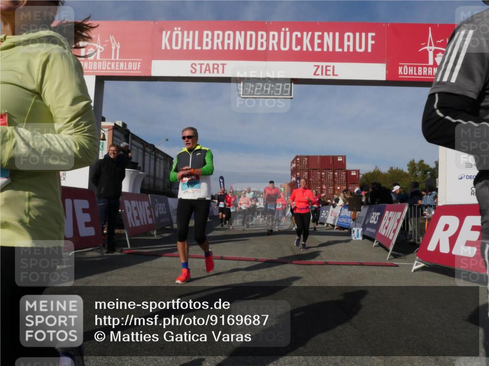 03.10.2025 - Köhlbrandbrückenlauf Matties Gatica Varas http://msf.ph/oto/9169687 03.10.2025 10:24:41 Ziel 1345, 1382, 1433, 1683, 1697, 1987, 2045, 2169, 2173, 2234, 2373, 2374, 2556, 2680, 2847, 2848, 3038, 3042, 3199, 3240, 3391, 3523, 3561, 3759 meine-sportfotos.de