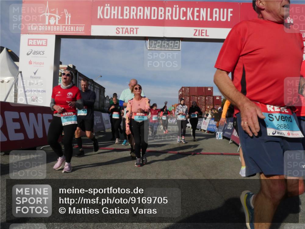 03.10.2025 - Köhlbrandbrückenlauf Matties Gatica Varas http://msf.ph/oto/9169705 03.10.2025 10:24:45 Ziel 1345, 1382, 1697, 1987, 2045, 2121, 2234, 2373, 2374, 2556, 2779, 3038, 3039, 3199, 3240, 3391, 3561, 3759 meine-sportfotos.de