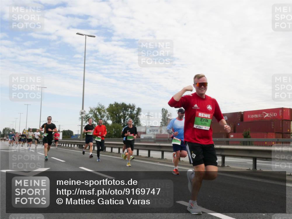 03.10.2025 - Köhlbrandbrückenlauf Matties Gatica Varas http://msf.ph/oto/9169747 03.10.2025 15:14:16 Position 3 7120 meine-sportfotos.de