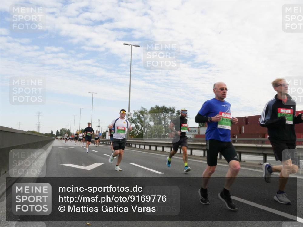 03.10.2025 - Köhlbrandbrückenlauf Matties Gatica Varas http://msf.ph/oto/9169776 03.10.2025 15:14:28 Position 3 7048 meine-sportfotos.de