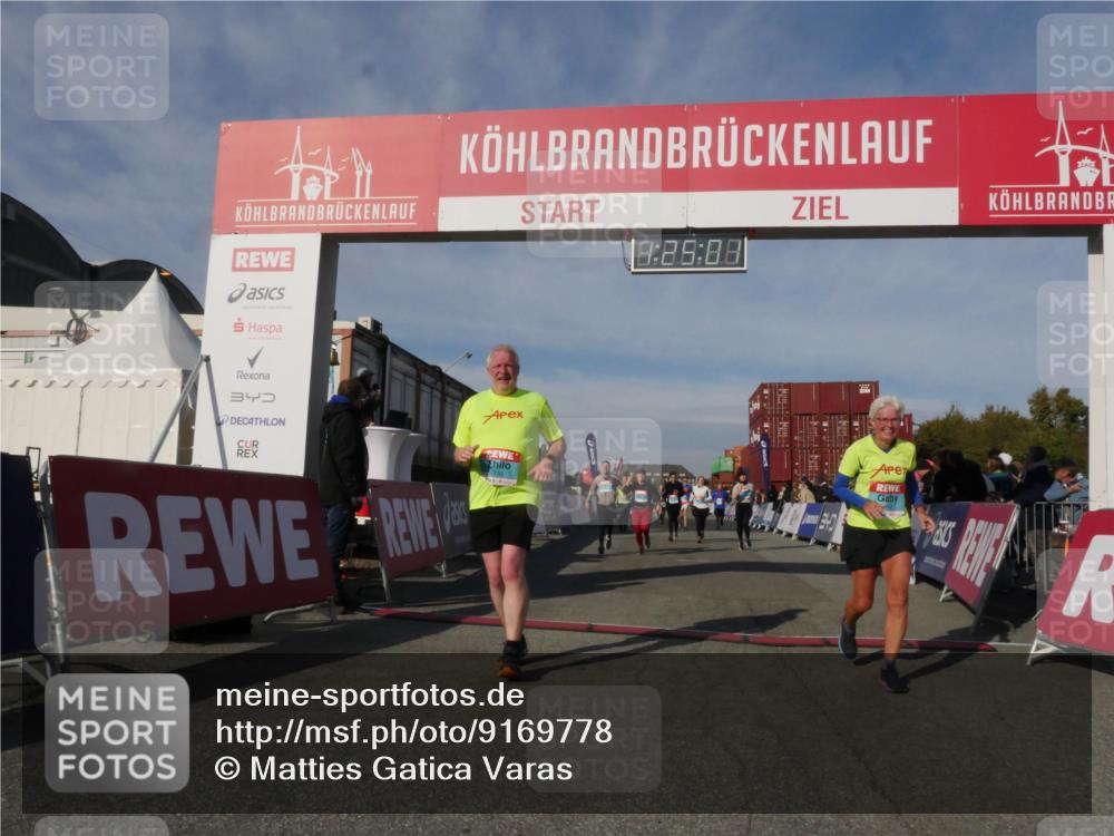 03.10.2025 - Köhlbrandbrückenlauf Matties Gatica Varas http://msf.ph/oto/9169778 03.10.2025 10:25:02 Ziel 1663, 1709, 1887, 1890, 1983, 1990, 2158, 2289, 2356, 2396, 2739, 2742, 3085, 3089, 3090 meine-sportfotos.de