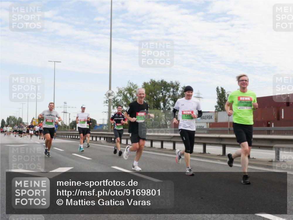 03.10.2025 - Köhlbrandbrückenlauf Matties Gatica Varas http://msf.ph/oto/9169801 03.10.2025 15:14:37 Position 3 8761 meine-sportfotos.de