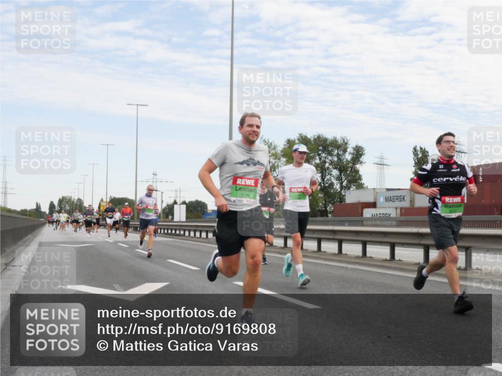 03.10.2025 - Köhlbrandbrückenlauf Matties Gatica Varas http://msf.ph/oto/9169808 03.10.2025 15:14:39 Position 3 7809, 3 meine-sportfotos.de