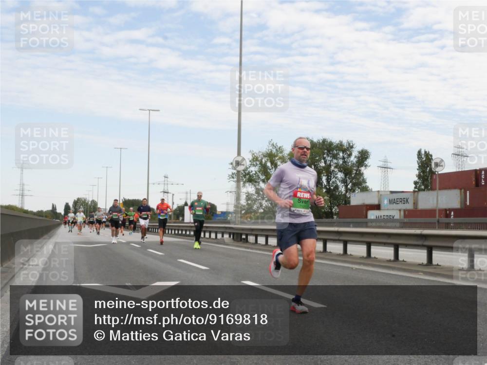 03.10.2025 - Köhlbrandbrückenlauf Matties Gatica Varas http://msf.ph/oto/9169818 03.10.2025 15:14:42 Position 3 7121 meine-sportfotos.de
