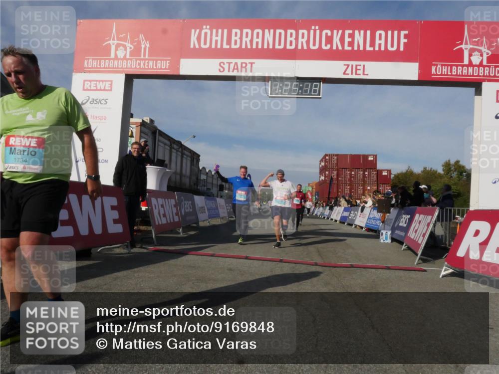 03.10.2025 - Köhlbrandbrückenlauf Matties Gatica Varas http://msf.ph/oto/9169848 03.10.2025 10:25:20 Ziel 1814, 2083, 2249, 2250, 2393, 2408, 2509, 2618, 2873, 3084, 3234, 3455, 3519, 3520 meine-sportfotos.de