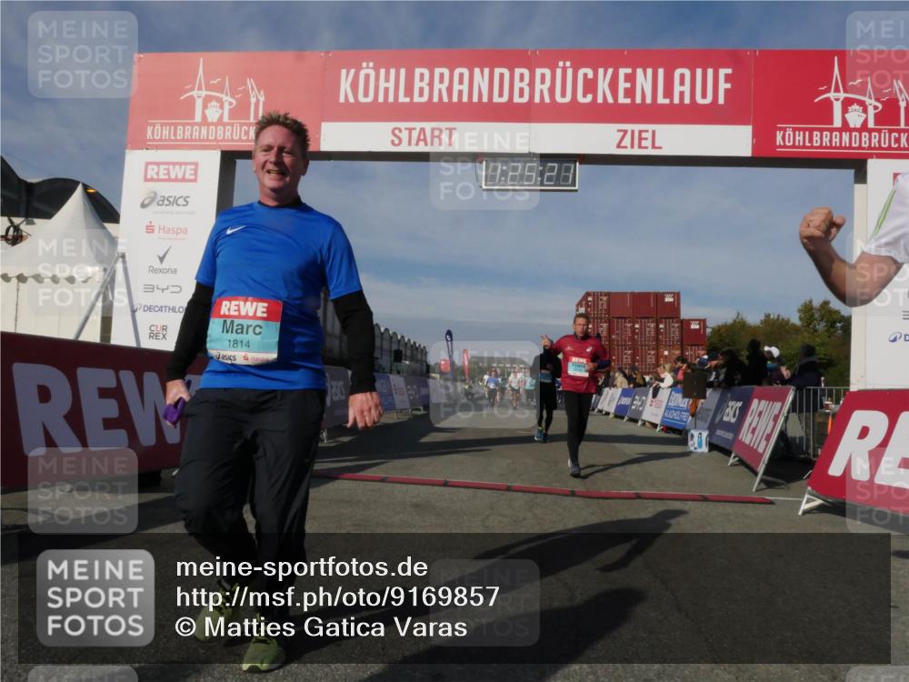 03.10.2025 - Köhlbrandbrückenlauf Matties Gatica Varas http://msf.ph/oto/9169857 03.10.2025 10:25:22 Ziel 2083, 2249, 2250, 2393, 2408, 2509, 2618, 2873, 3003, 3004, 3084, 3102, 3455, 3519, 3520, 3771 meine-sportfotos.de