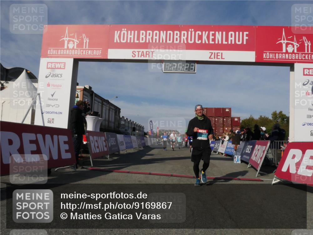 03.10.2025 - Köhlbrandbrückenlauf Matties Gatica Varas http://msf.ph/oto/9169867 03.10.2025 10:25:25 Ziel 2019, 2036, 2083, 2249, 2250, 2393, 2417, 2509, 2618, 2828, 2873, 3003, 3004, 3084, 3102, 3519, 3520, 3706, 3771 meine-sportfotos.de