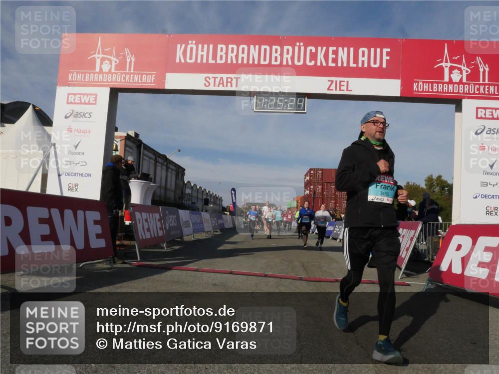 03.10.2025 - Köhlbrandbrückenlauf Matties Gatica Varas http://msf.ph/oto/9169871 03.10.2025 10:25:26 Ziel 2019, 2036, 2083, 2249, 2250, 2393, 2417, 2509, 2618, 2828, 2873, 3003, 3004, 3084, 3102, 3389, 3519, 3520, 3706, 3771 meine-sportfotos.de