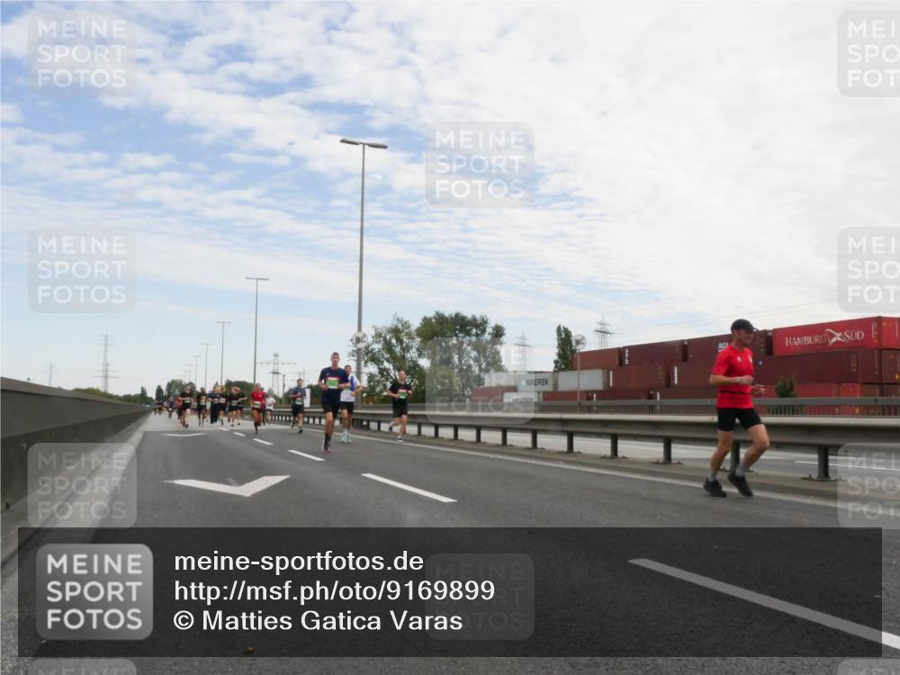 03.10.2025 - Köhlbrandbrückenlauf Matties Gatica Varas http://msf.ph/oto/9169899 03.10.2025 15:15:00 Position 3  meine-sportfotos.de
