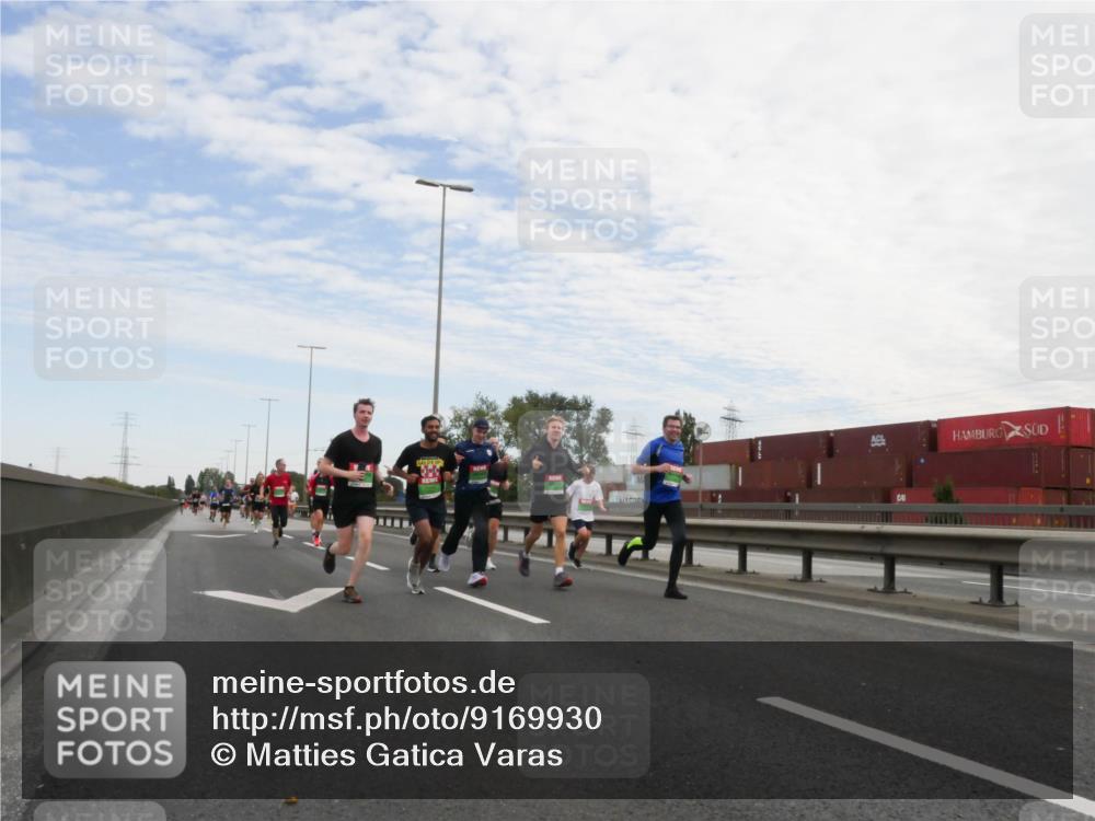 03.10.2025 - Köhlbrandbrückenlauf Matties Gatica Varas http://msf.ph/oto/9169930 03.10.2025 15:15:08 Position 3  meine-sportfotos.de