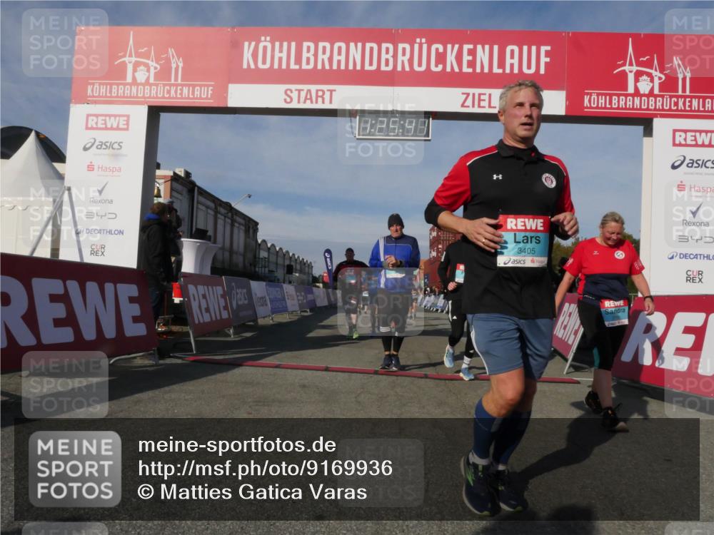 03.10.2025 - Köhlbrandbrückenlauf Matties Gatica Varas http://msf.ph/oto/9169936 03.10.2025 10:25:43 Ziel 1414, 1652, 1653, 1839, 1950, 1967, 1998, 2002, 2003, 2151, 2244, 2245, 3022, 3024, 3026, 3027, 3441, 3443, 3713 meine-sportfotos.de