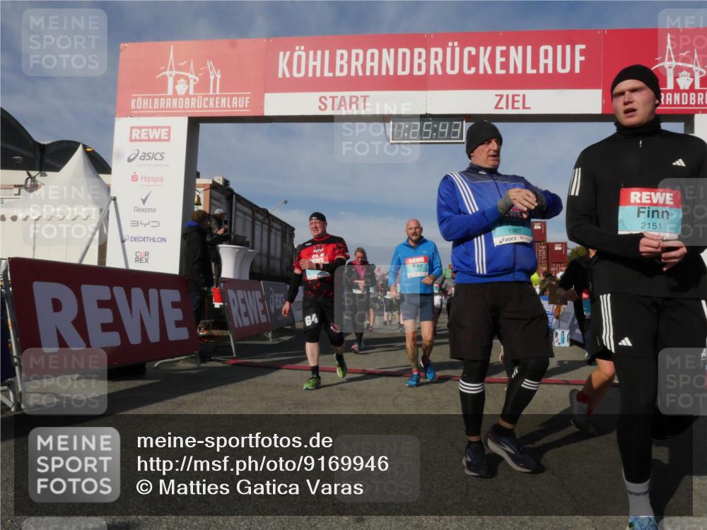 03.10.2025 - Köhlbrandbrückenlauf Matties Gatica Varas http://msf.ph/oto/9169946 03.10.2025 10:25:45 Ziel 1414, 1652, 1653, 1839, 1948, 1950, 1998, 2002, 2003, 2244, 2251, 2489, 3022, 3024, 3026, 3027, 3441, 3443 meine-sportfotos.de