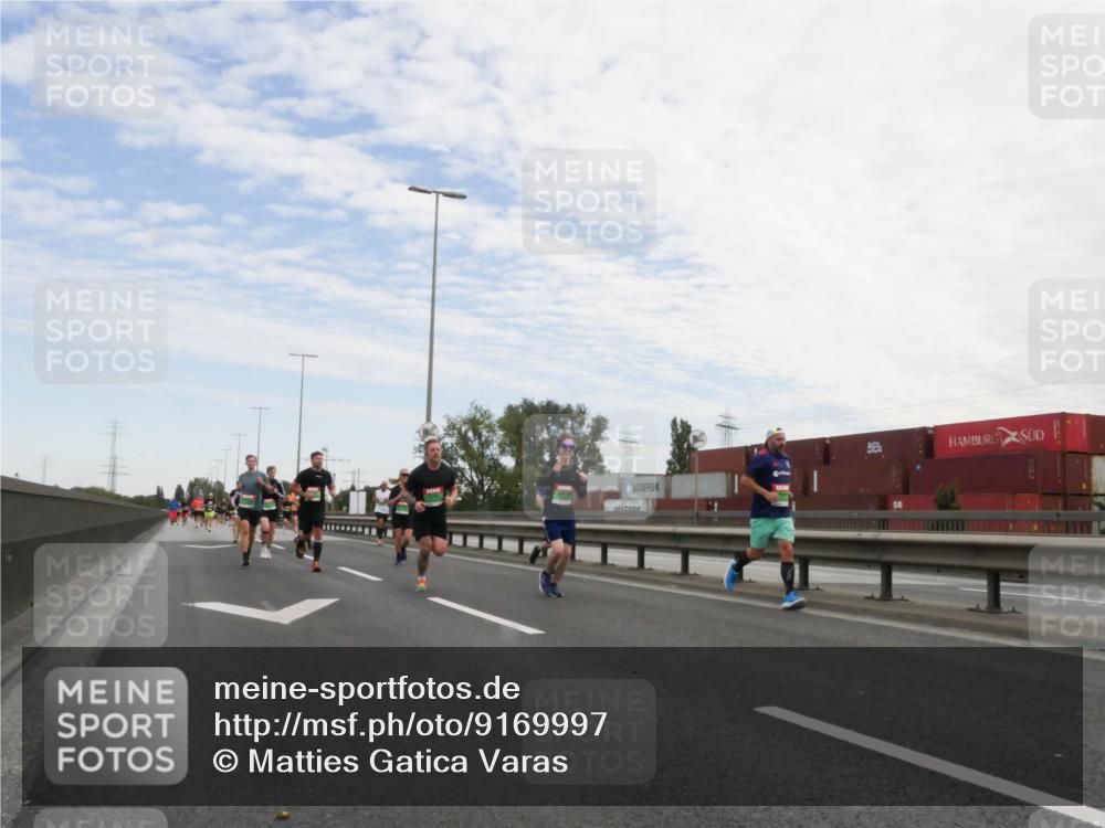 03.10.2025 - Köhlbrandbrückenlauf Matties Gatica Varas http://msf.ph/oto/9169997 03.10.2025 15:15:24 Position 3  meine-sportfotos.de