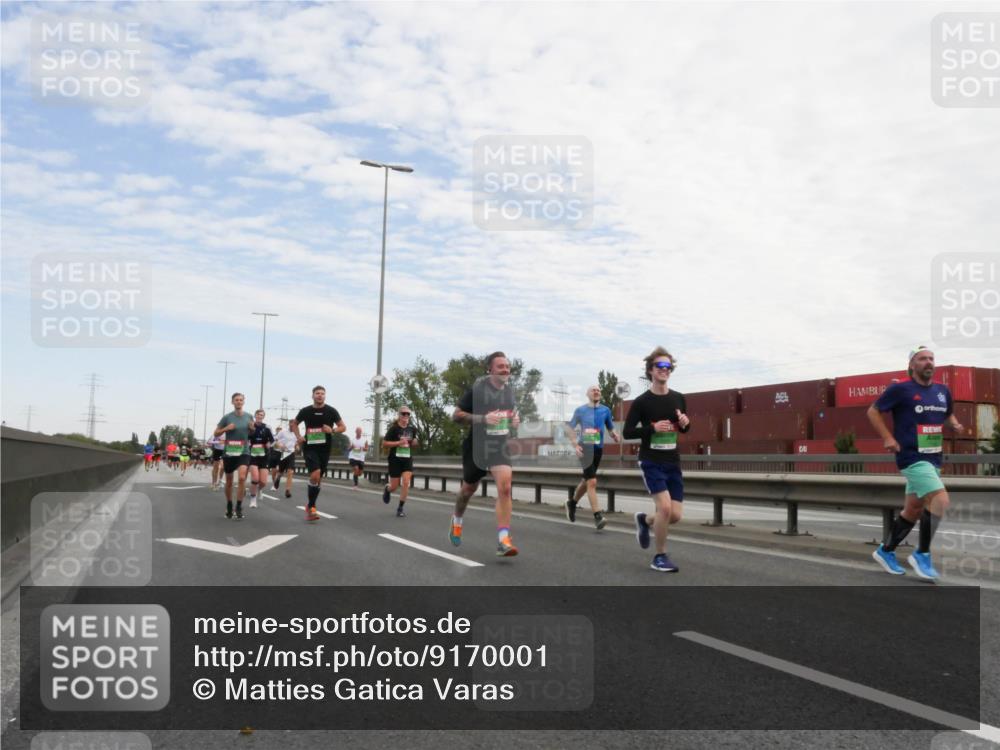 03.10.2025 - Köhlbrandbrückenlauf Matties Gatica Varas http://msf.ph/oto/9170001 03.10.2025 15:15:25 Position 3  meine-sportfotos.de