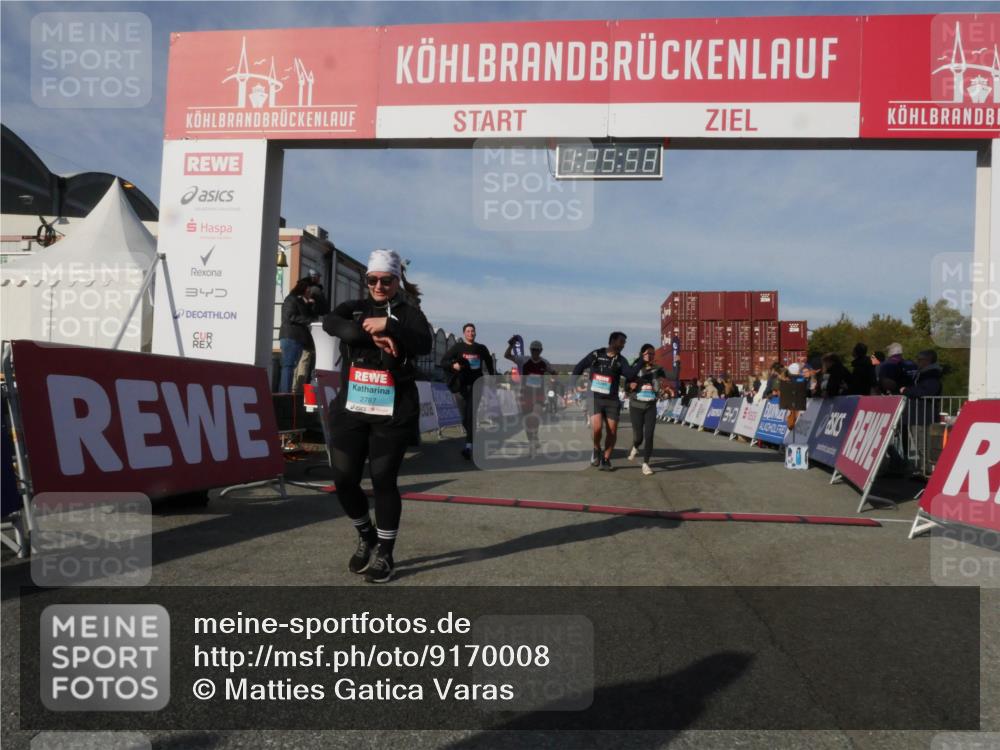 03.10.2025 - Köhlbrandbrückenlauf Matties Gatica Varas http://msf.ph/oto/9170008 03.10.2025 10:26:00 Ziel 1940, 2000, 2382, 2383, 2406, 2532, 2635, 2644 meine-sportfotos.de