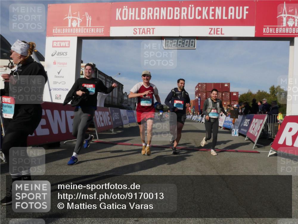 03.10.2025 - Köhlbrandbrückenlauf Matties Gatica Varas http://msf.ph/oto/9170013 03.10.2025 10:26:02 Ziel 1940, 2000, 2406, 2532, 3151 meine-sportfotos.de