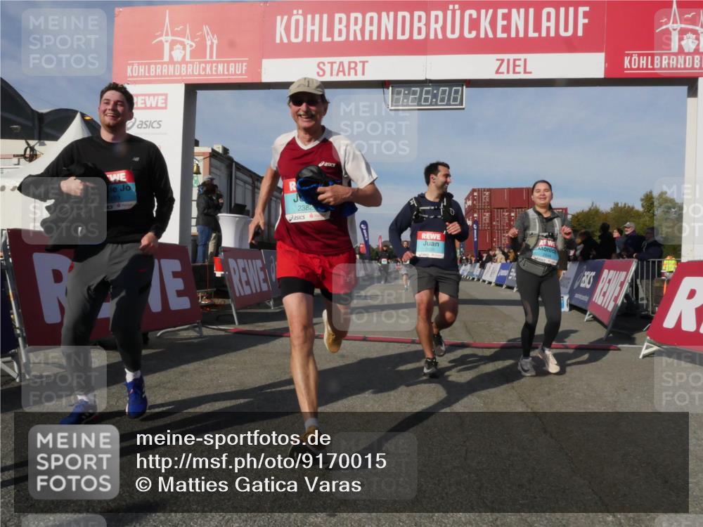 03.10.2025 - Köhlbrandbrückenlauf Matties Gatica Varas http://msf.ph/oto/9170015 03.10.2025 10:26:02 Ziel 1940, 2000, 2406, 2532, 3151 meine-sportfotos.de