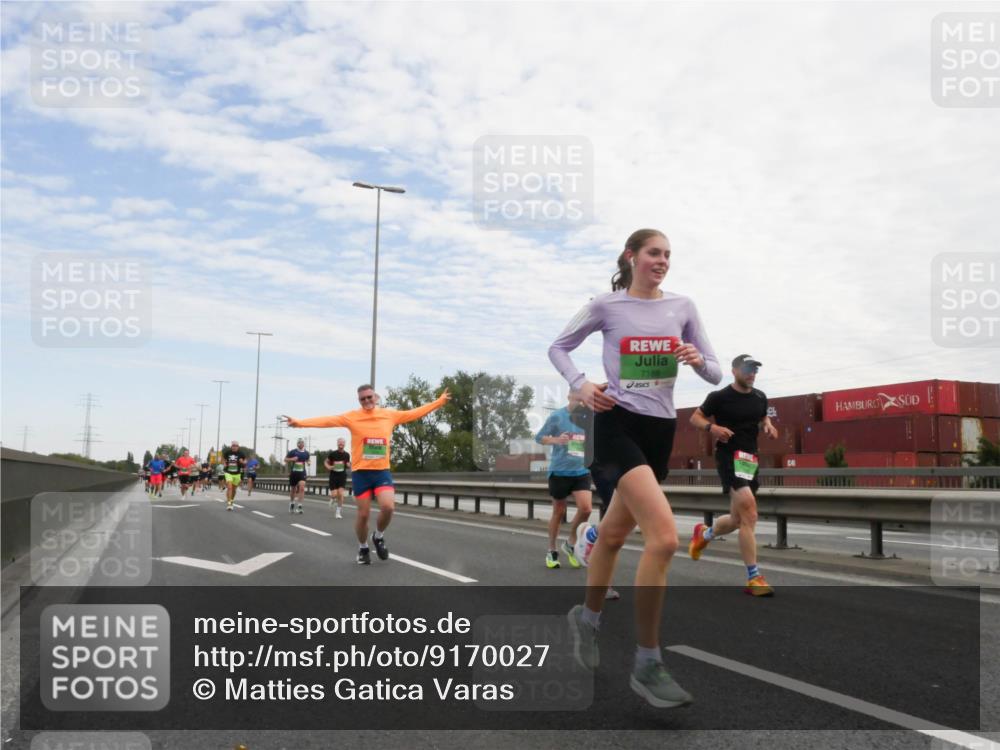 03.10.2025 - Köhlbrandbrückenlauf Matties Gatica Varas http://msf.ph/oto/9170027 03.10.2025 15:15:31 Position 3 7189 meine-sportfotos.de