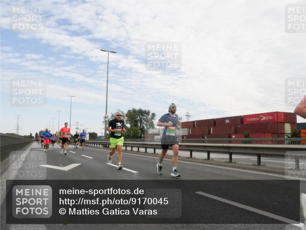 03.10.2025 - Köhlbrandbrückenlauf Matties Gatica Varas http://msf.ph/oto/9170045 03.10.2025 15:15:36 Position 3  meine-sportfotos.de