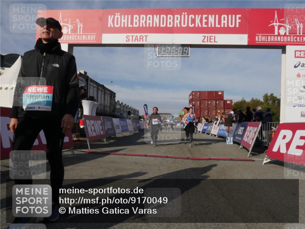03.10.2025 - Köhlbrandbrückenlauf Matties Gatica Varas http://msf.ph/oto/9170049 03.10.2025 10:26:11 Ziel 1847, 1924, 1940, 2111, 2532, 3151, 3555, 3586 meine-sportfotos.de