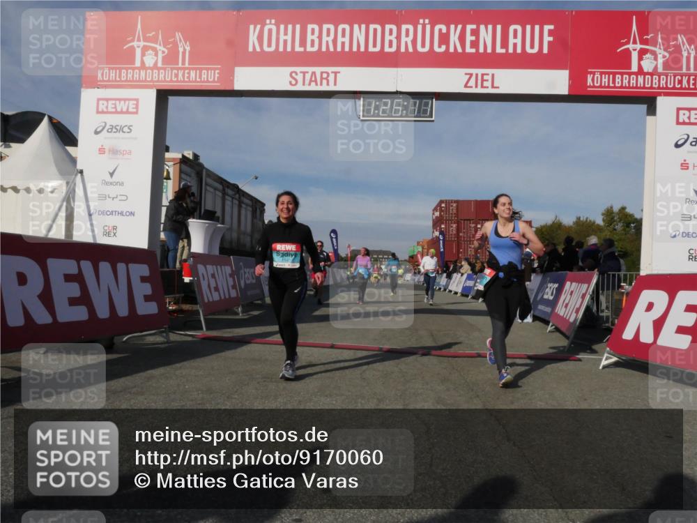 03.10.2025 - Köhlbrandbrückenlauf Matties Gatica Varas http://msf.ph/oto/9170060 03.10.2025 10:26:12 Ziel 1847, 1924, 2111, 3151, 3555, 3586 meine-sportfotos.de